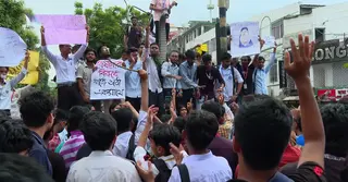 ফিরে দেখা ১৬ জুলাই: মধ্য জুলাইয়ে আন্দোলনের স্পৃহা বাড়ায় স্কুল-কলেজের শিক্ষার্থীরা